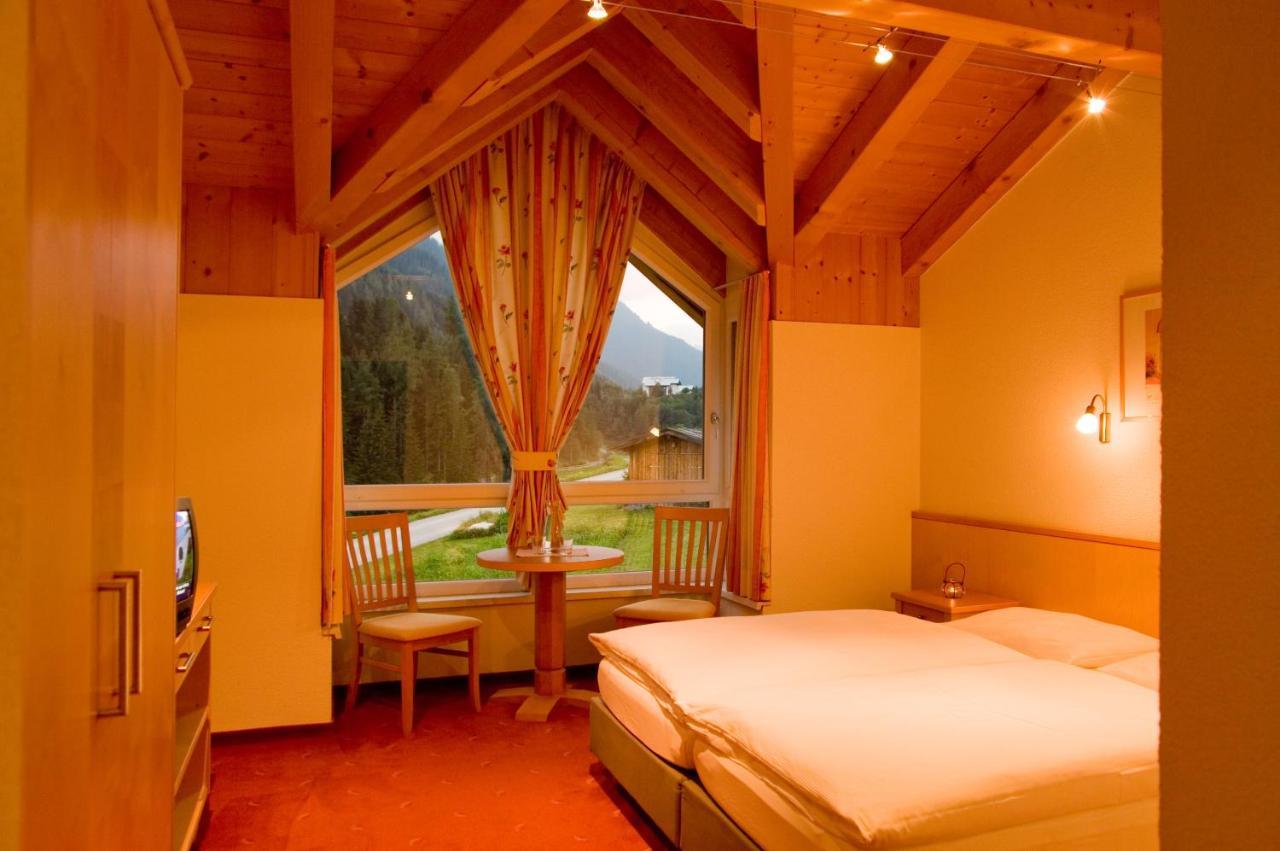 Adrian Bed & Breakfast ซังคท์อันทอนอัมอาร์ลแบร์ก ภายนอก รูปภาพ
